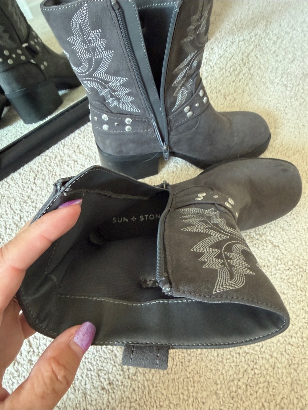Stylish square toed ankle boots - Picture 5 of 5